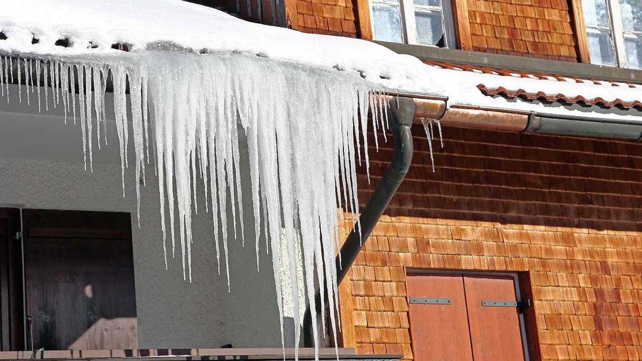 the danger of ice dams