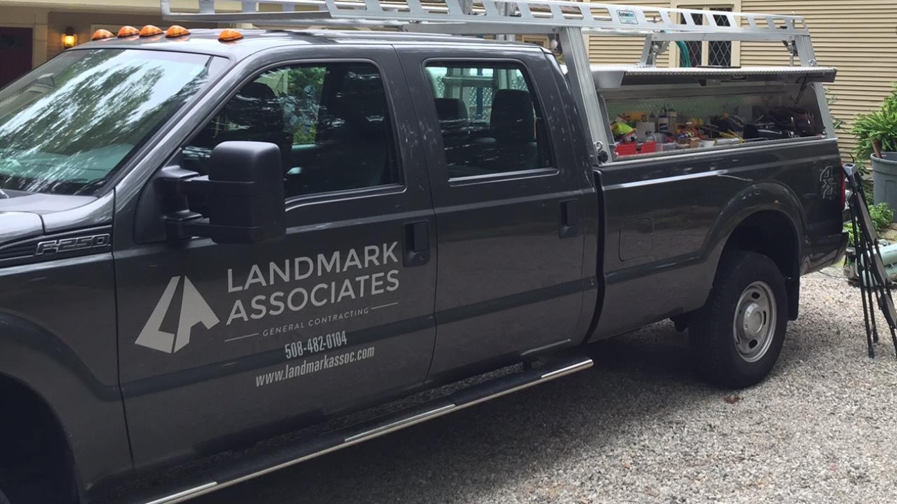 landmark associates truck